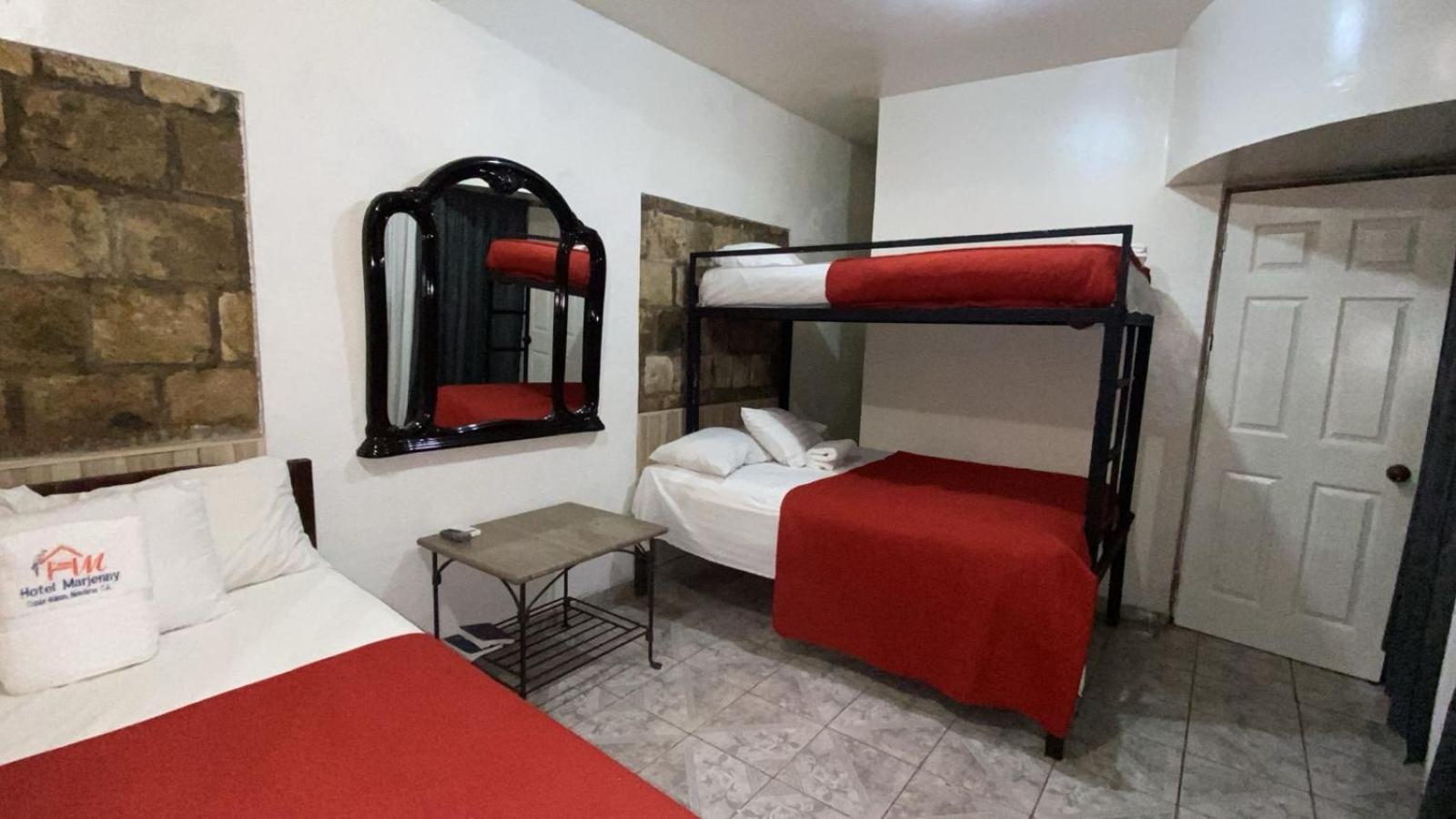 Hotel Marjenny Copan Exterior photo