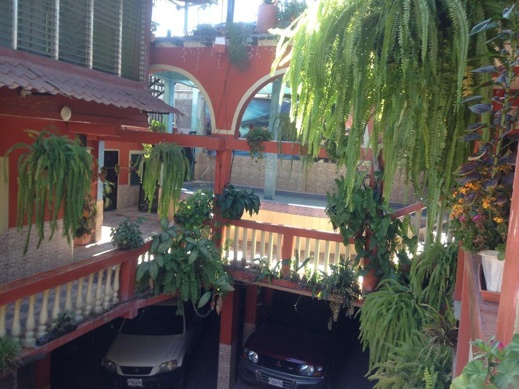 Hotel Marjenny Copan Exterior photo